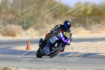 media/Jan-16-2022-CVMA (Sun) [[7f3d92989d]]/Race 3 Amateur Supersport Middleweight/